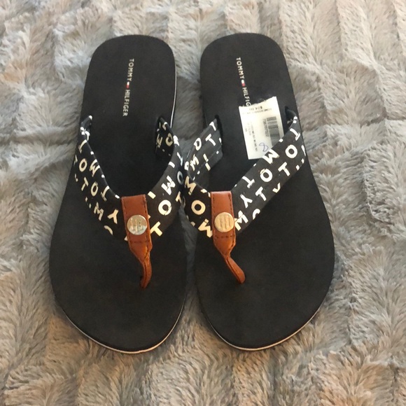 Sandals - Picture 4 of 4